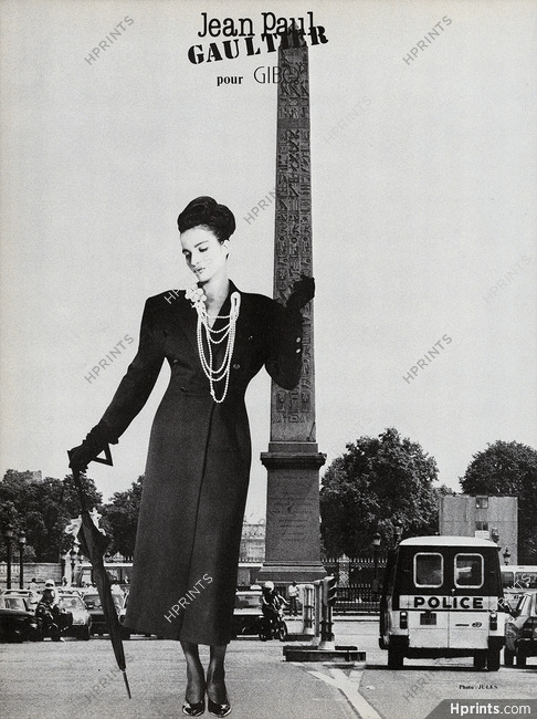Jean Paul Gaultier (pour Gibo) 1982 Place de la Concorde, Photo Jules