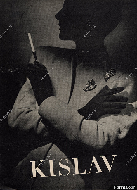 Kislav (Gloves) 1948 Buscarlet, Cigarette Holder