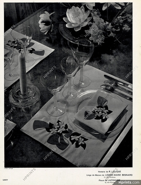 Lalique (Crystal) 1939 Schall