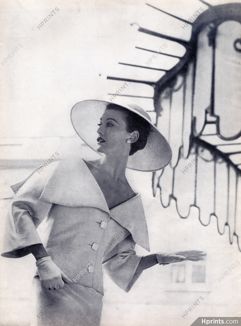 Balenciaga 1954 Wide-Sailing Regatta Collar Louise Dahl-Wolfe