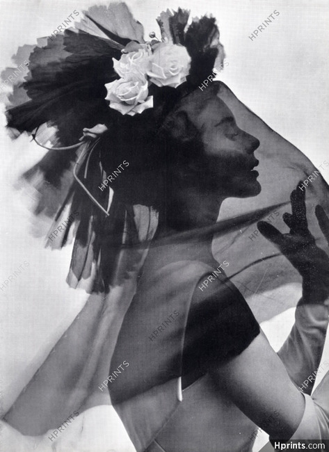Balenciaga 1951 Coiffure en mousseline noire et roses blanches, Photo Pottier