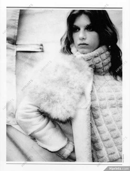 Chanel 2000 Photo Karl Lagerfeld — Clipping