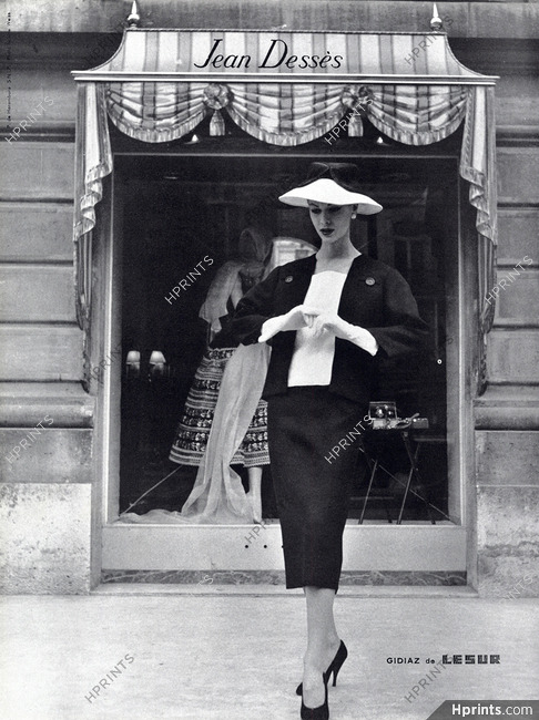 Jean Dessès 1957 Photo Sabine Weiss, Lesur, Shop Window