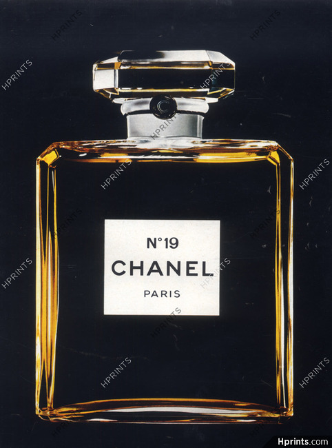 Chanel (Perfumes) 1971 Numéro 19 (CHA 139)