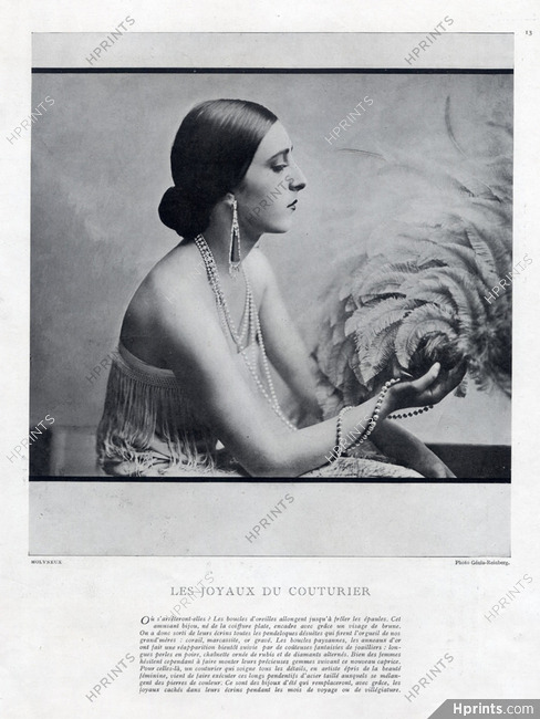 Molyneux 1922 Pearls Necklace, Earrings, Fan