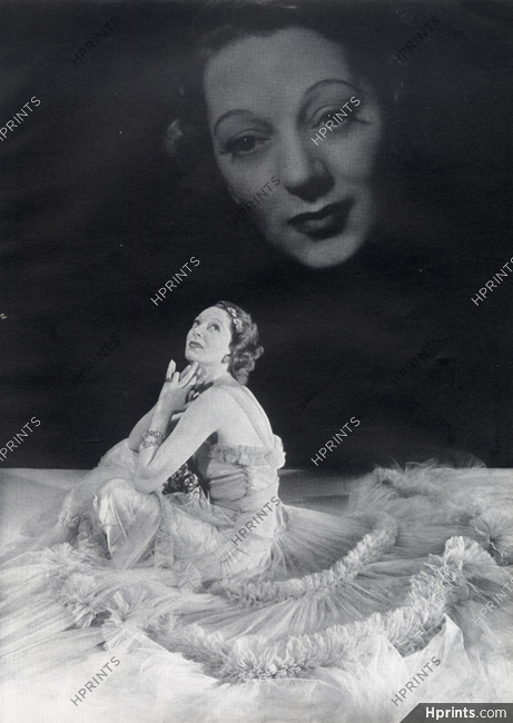 Norman Hartnell 1936 Miss Gertrude Lawrence, Photo Man Ray