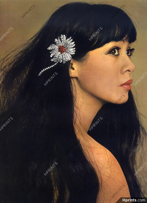 Van Cleef & Arpels (Jewels) 1963 Hair Clip Flower, Diamonds and Ruby