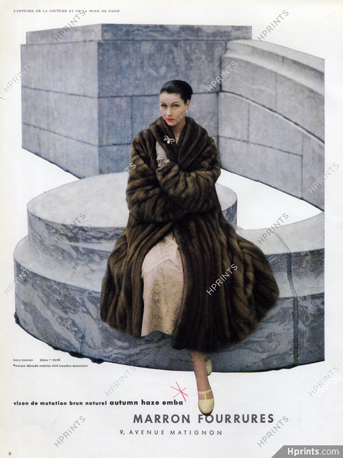 Marron Fourrures 1956 Photo Harry Meerson, Fur Coat