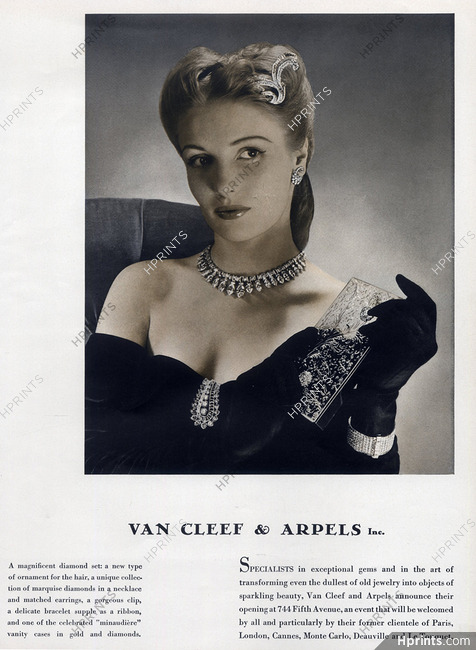 Van Cleef & Arpels 1941 Ornament for the Hair, Necklace, Clip, Bracelet, Celebrated Vanity Case