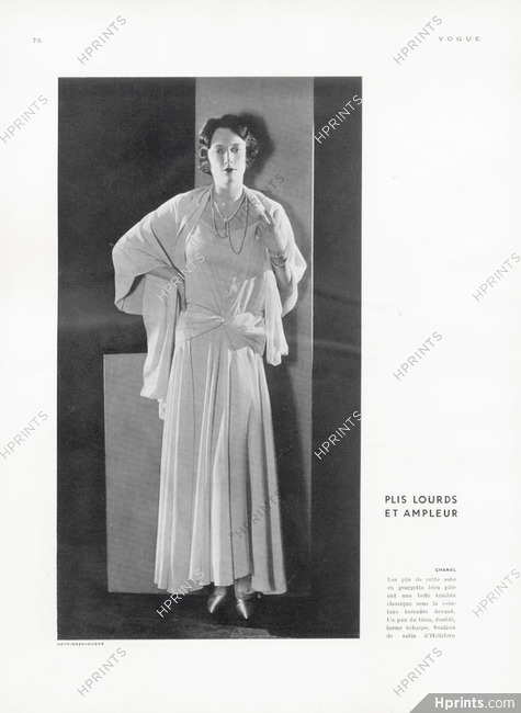 Chanel 1930 Hellstern, white dress, Photo George Hoyningen-Huene