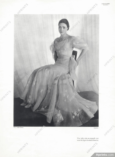 Chanel 1933 White Evening Gown, Photo Studio Chanel