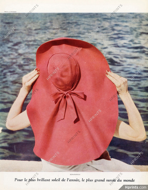 Schiaparelli (Hat) 1948 Photo Kitrosser