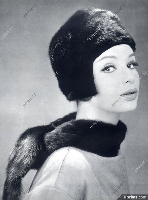 Pierre Cardin (Fur Hat) 1960 Photo Philippe Pottier