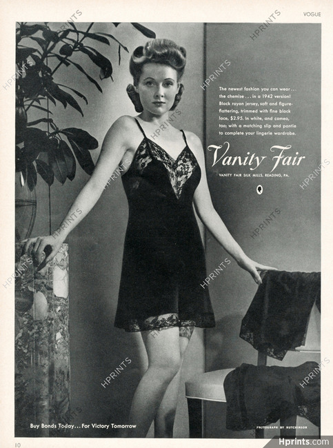 Vanity Fair (Lingerie) 1942 Nightgown