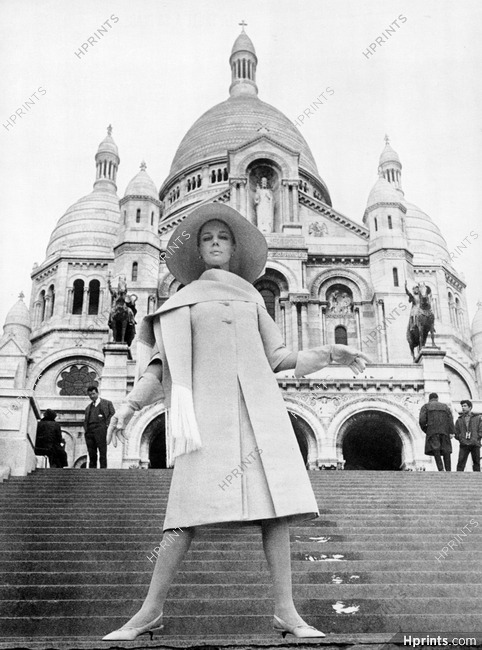 Hermès (Couture) 1963 Coat, Photo Guy Arsac, Sacré-coeur