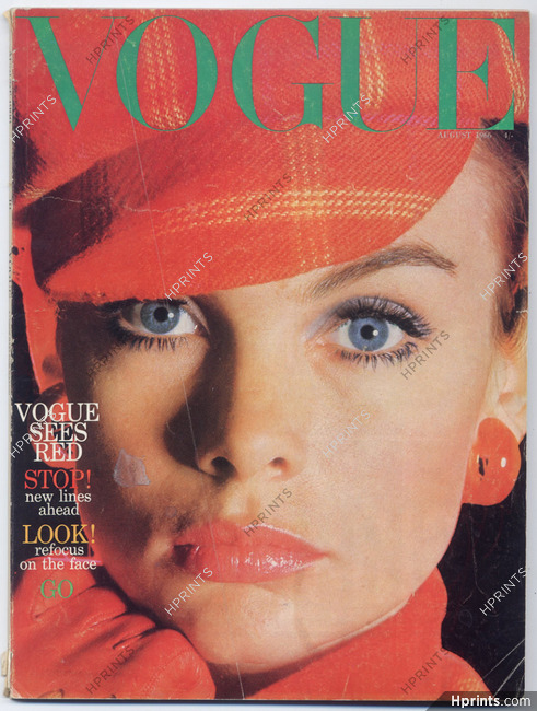 UK Vogue British Magazine 1966 August, Photo Norman Parkinson, 116 pages