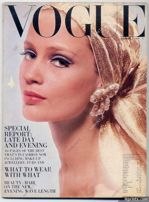 UK Vogue British Magazine 1967 October, Giovanna Nievo, Traeger, Jean-Loup Sieff, Hermès, Yves Saint-Laurent, Cecil Beaton, Twiggy, 162 pages