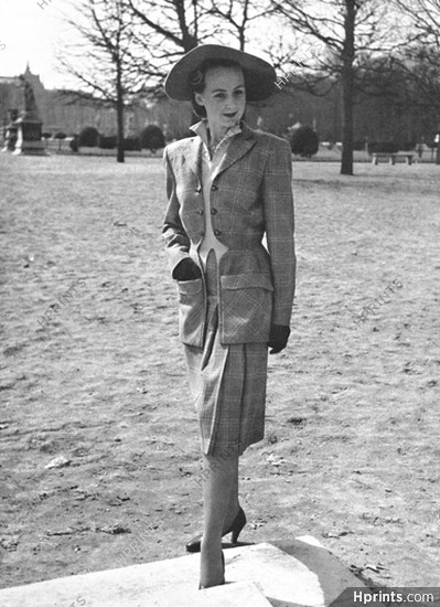 Charmy 1947 Tailleur Prince de Galles, Photo Savitry