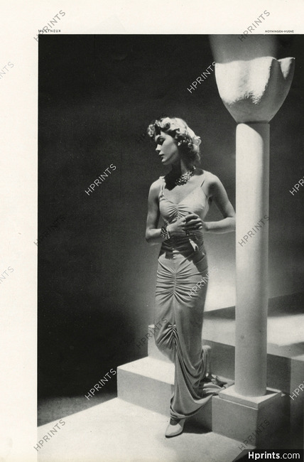Molyneux's Rose Beige Crepe Gown, 1935, Photo George Hoyningen-Huene