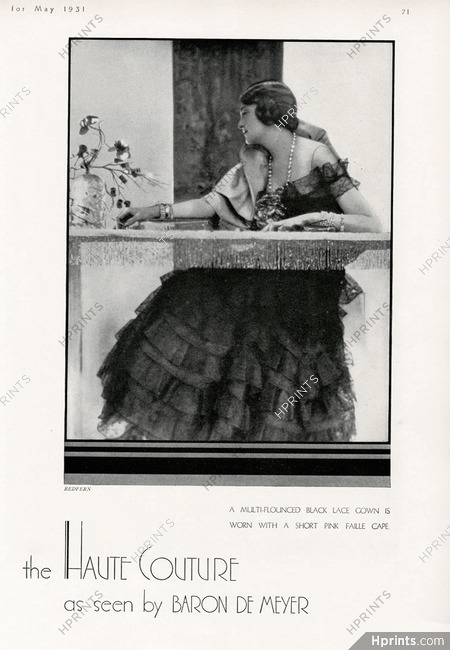 Redfern 1931 Black lace gown, short pink cape, Photo Demeyer
