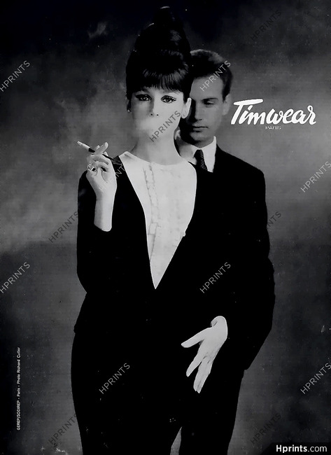 Timwear 1961 Cigarette holder, Photo Richard Cutler