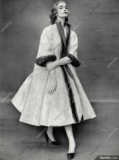Nina Ricci 1954 Pardessus Col de castor, Gants Hermès, Photo Henry Clarke