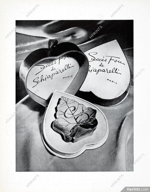 Schiaparelli (Perfumes) 1956 Succès Fou, Photo Kollar