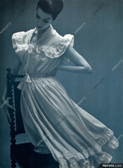 Nathalie (Lingerie) 1957 Lace Nightdress, Dentelle, Photo Pottier