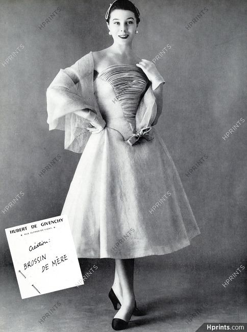 Givenchy 1955 Brossin de Mère, Bettina Graziani — Clipping