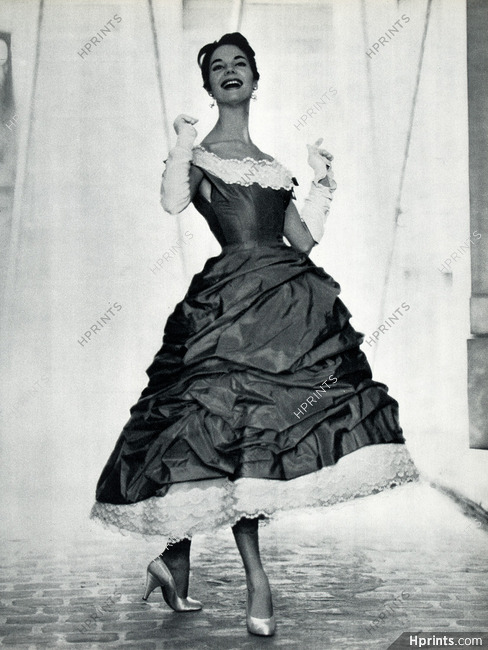 Balenciaga 1955 Robe à danser, Broderie Saint-Gall, Photo Kazan