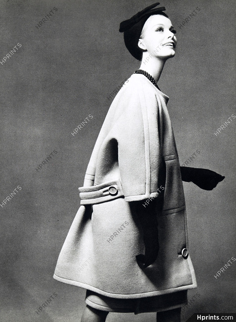 André Courrège (sic) 1961 Moreau, Photo Pottier — Clipping