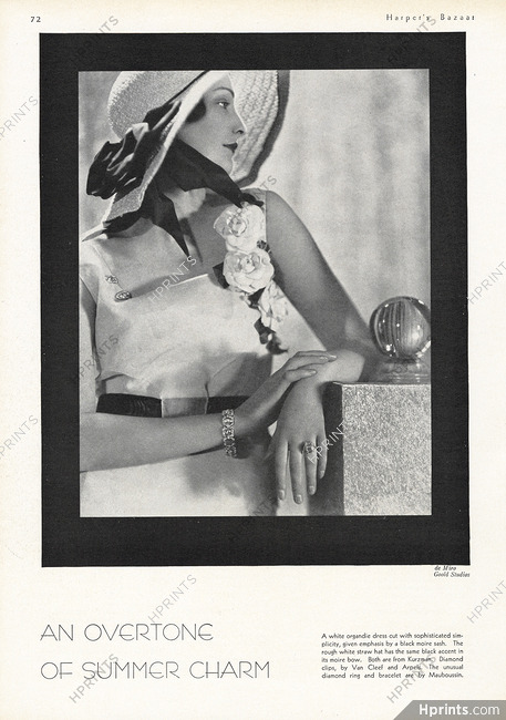 Kurzman (Couture) 1930 Mauboussin (Diamond ring and bracelet), Van Cleef & Arpels (Diamond clips), Photo de Miro