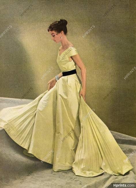 Jacques Griffe 1951 Golden Greeny Satin Evening Dress, Photo Henry Clarke