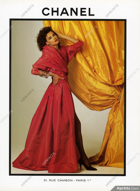 Chanel 1987 Inès de la Fressange, Red Evening Gown — Clipping