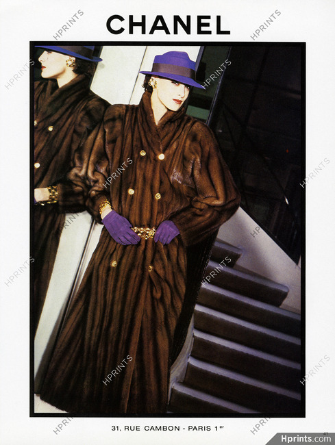 Chanel 1985 Inès de la Fressange, Stairs