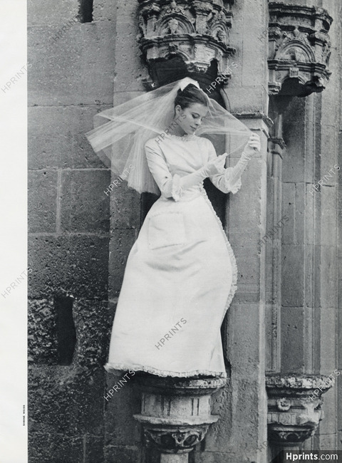Guy Laroche 1959 Wedding Dress, Satin Hurel, Photo Sabine Weiss