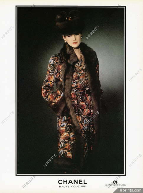 Chanel (Haute Couture) 1983 Coat, Fur, Fashion Photography