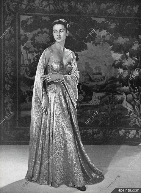 Laure Belin (Lingerie) 1952 Robe soutien-gorge en lamé rouge et or