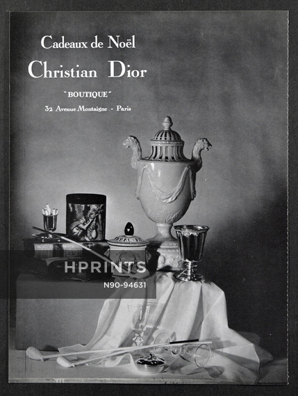 Christian Dior Boutique 1962 Cadeaux de Noël, Decorative Arts, Tobacco Smoking