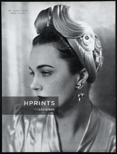 Fernand Aubry 1941 Jacqueline Delubac, Hairstyle