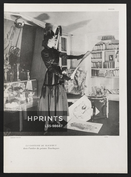 Robert Piguet 1947 L'atelier de Touchagues, La Comtesse de Maud'huy, Photo Harry Meerson