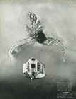 Chaumet 1939 Big Diamond Clip Emerald in the Center for Hair Ornament & Bracelet
