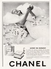 Chanel (Cosmetics) 1942 Numéro 5, Glamour Lipstick, Face Powder, Photo Munkacsi